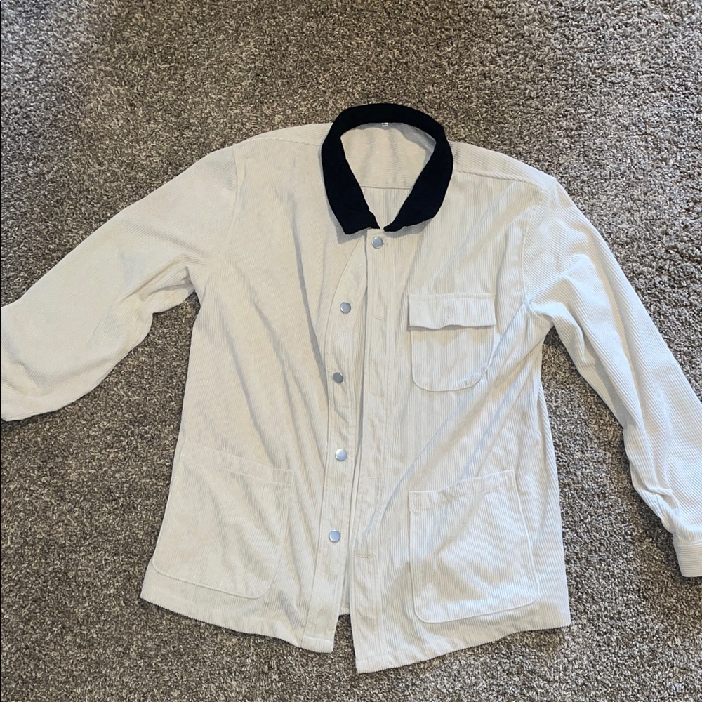 Amazon Essentials Beige Corduroy Button Down Shirt with Black Collar